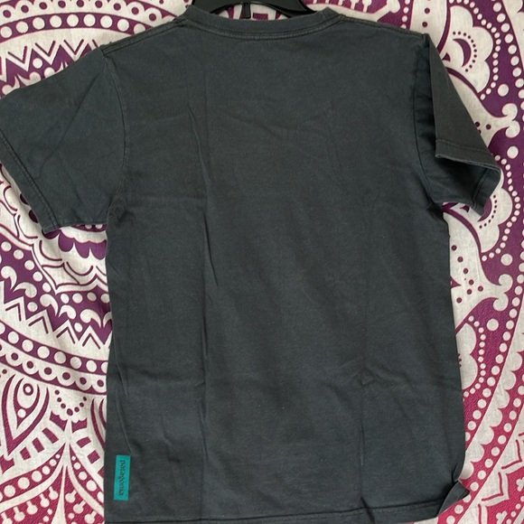 Patagonia Flying Fish Tee Size Small - Picture 2 of 3